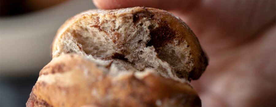 Eat-Bread-the-Healthier-Way