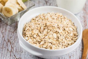 Ditch the Flavored Oatmeal: Why Natural and Organic Options Are Better for Your Kids